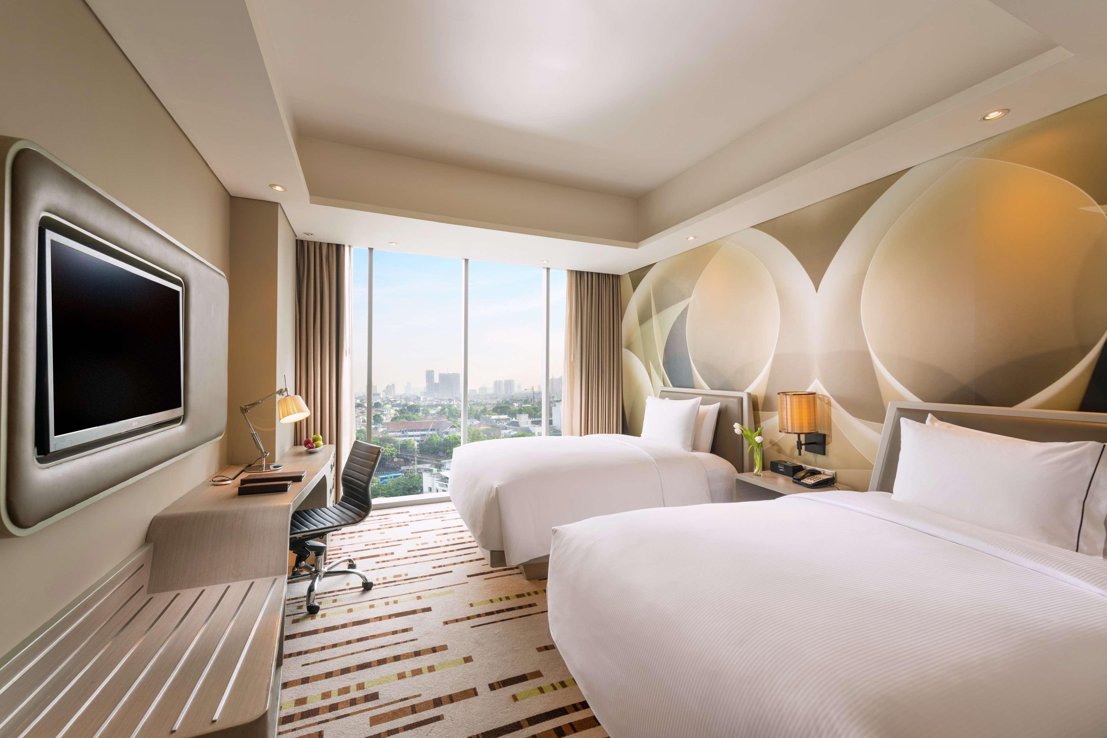Doubletree By Hilton Jakarta - Diponegoro Exterior foto Deluxe Room