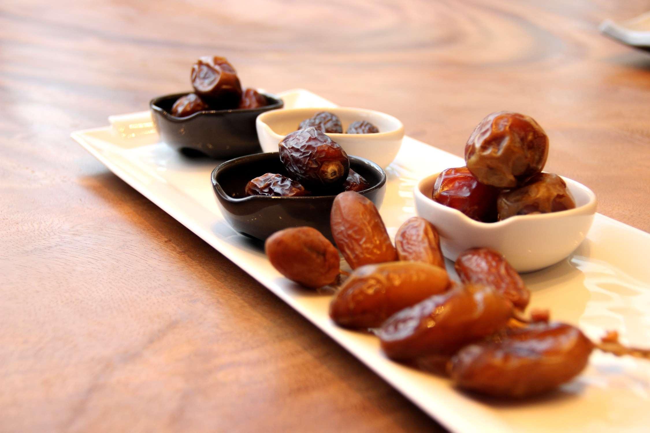 Doubletree By Hilton Jakarta - Diponegoro Exterior foto Dried dates