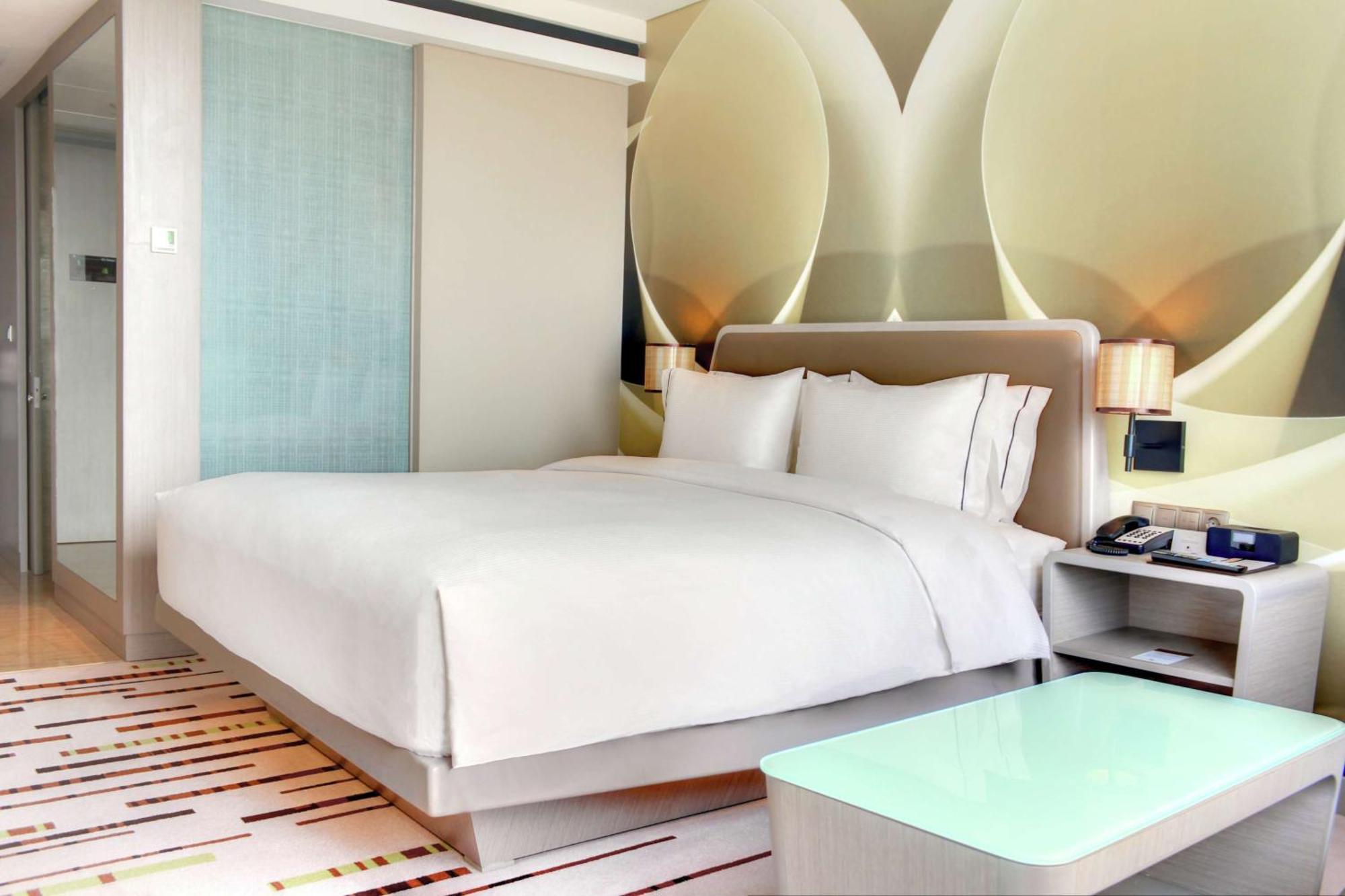 Doubletree By Hilton Jakarta - Diponegoro Exterior foto
