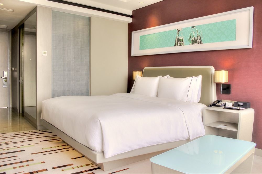 Doubletree By Hilton Jakarta - Diponegoro Exterior foto A room at the hotel